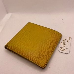 Louis Vuitton Yellow EPI men’s wallet